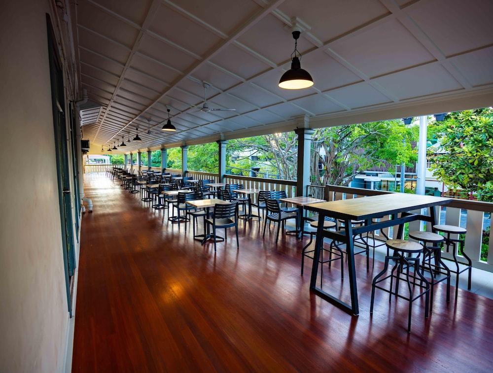 Hides Hotel Cairns Eksteriør bilde